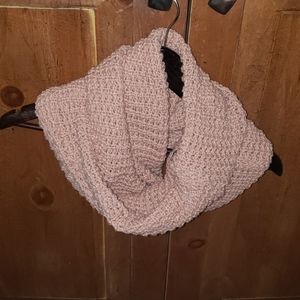 Infinity circle cable knit scarf, dusty rose.